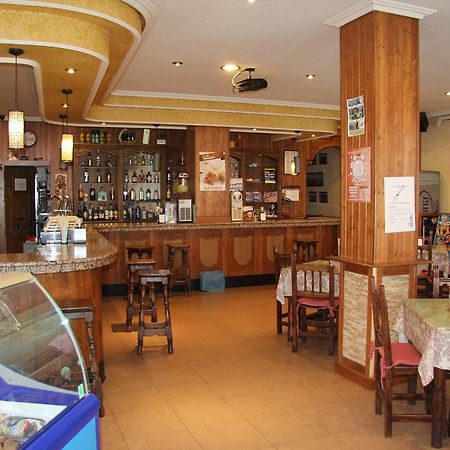 Hostal Cazalegas Exteriér fotografie