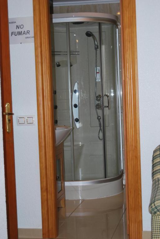 Hostal Cazalegas Pokoj fotografie